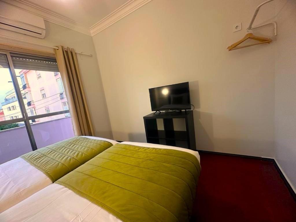 Lisabonna Guest House Amadora Kültér fotó
